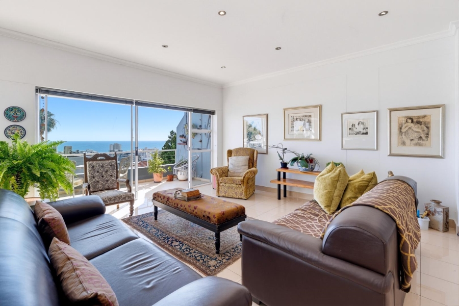 3 Bedroom Property for Sale in Sea Point Western Cape